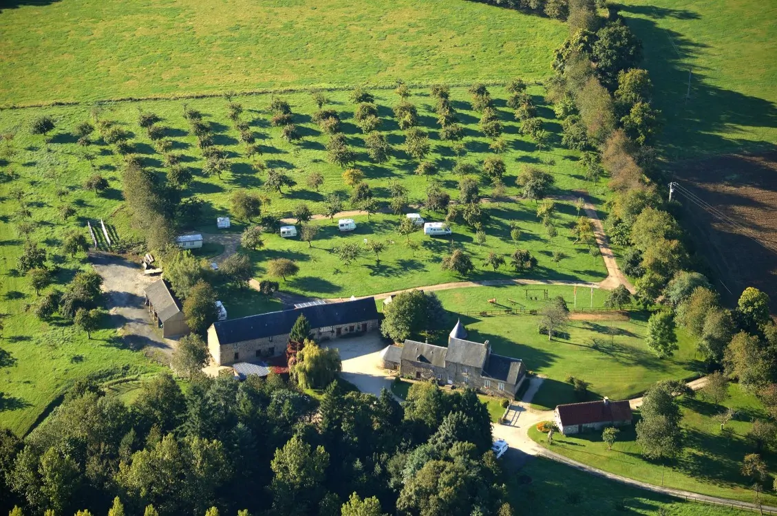 Camping-Manoir-de-la-Nocherie-1 Camping-Manoir-de-la-Nocherie-1