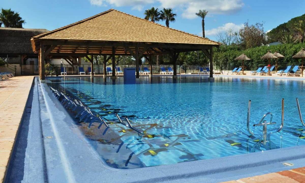 Camping-Frejus-Domaine-du-Colombier-zwembad-fitness Camping-Frejus-Domaine-du-Colombier-zwembad-fitness
