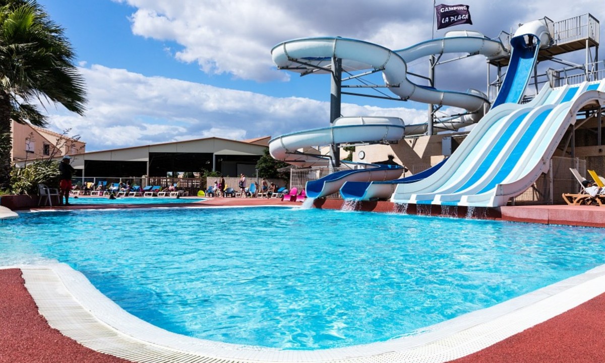Camping-La-Plage-et-le-Bord-de-mer-glijbanen Camping-La-Plage-et-le-Bord-de-mer-glijbanen