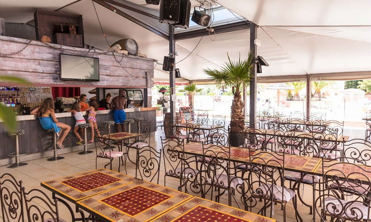 Camping-Oasis-Palavasienne-bar Camping-Oasis-Palavasienne-bar