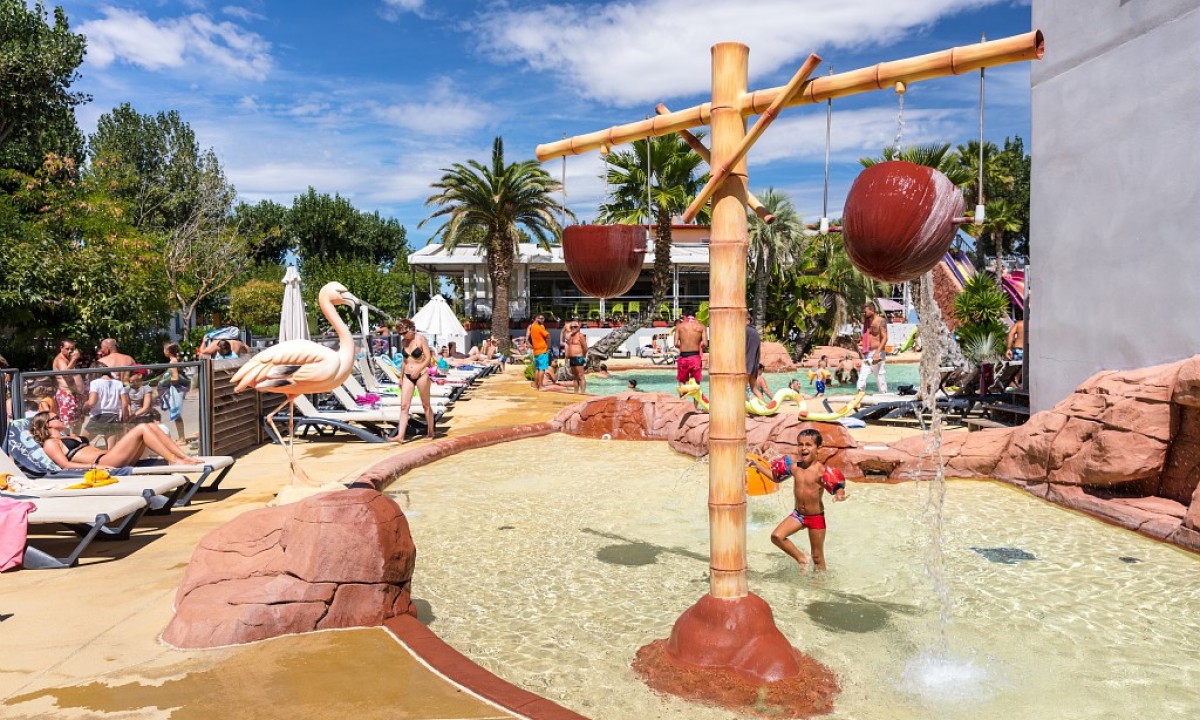 Camping-Oasis-Palavasienne-waterspeeltuin Camping-Oasis-Palavasienne-waterspeeltuin