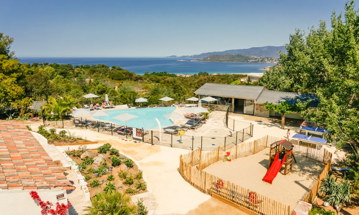 Camping-Lacasa-Corsica-Zwembad Camping-Lacasa-Corsica-Zwembad