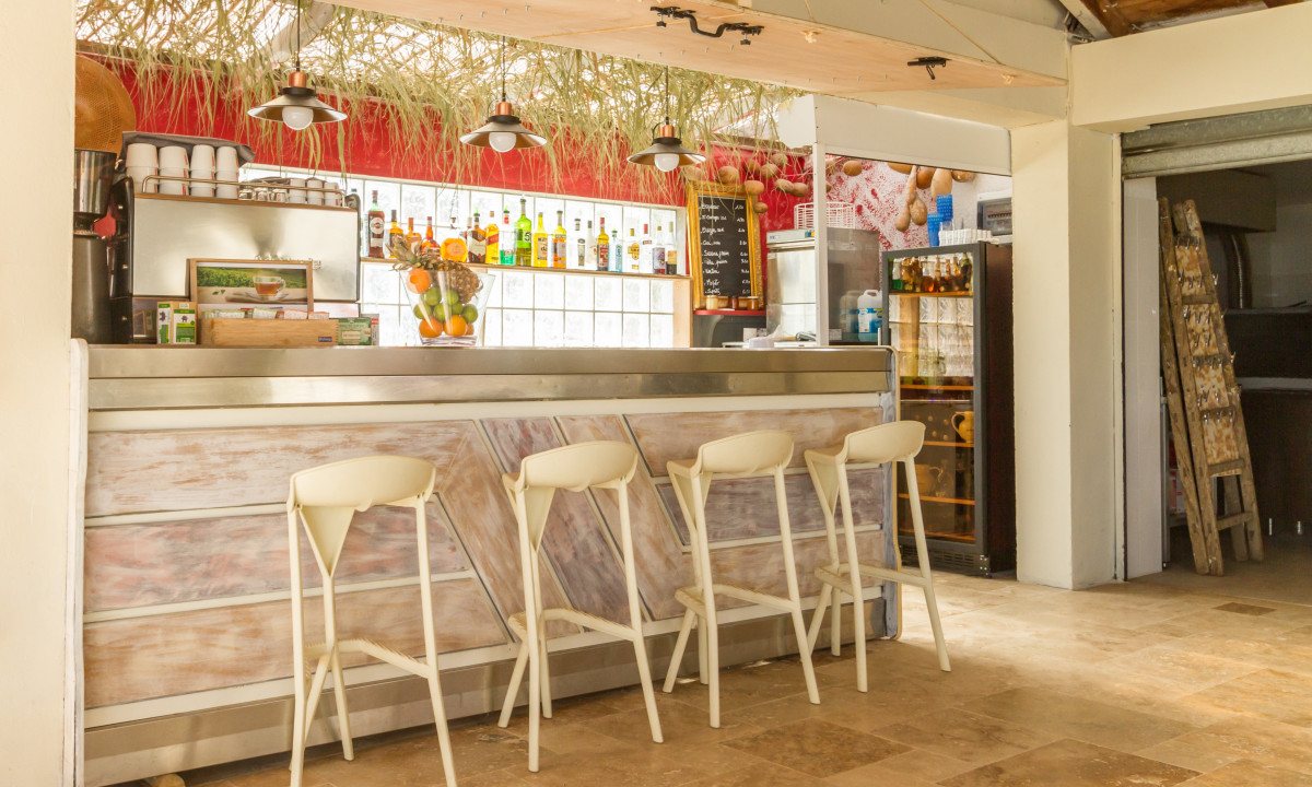 Camping-Lacasa-Corsica-bar Camping-Lacasa-Corsica-bar
