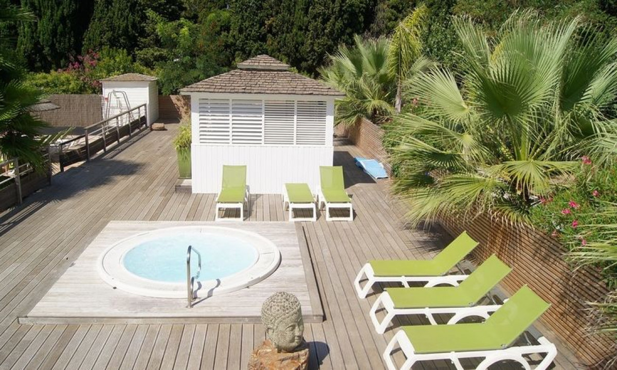 Camping-Écolodge-l-Étoile-d-Argens-wellness-2 Camping-Écolodge-l-Étoile-d-Argens-wellness-2