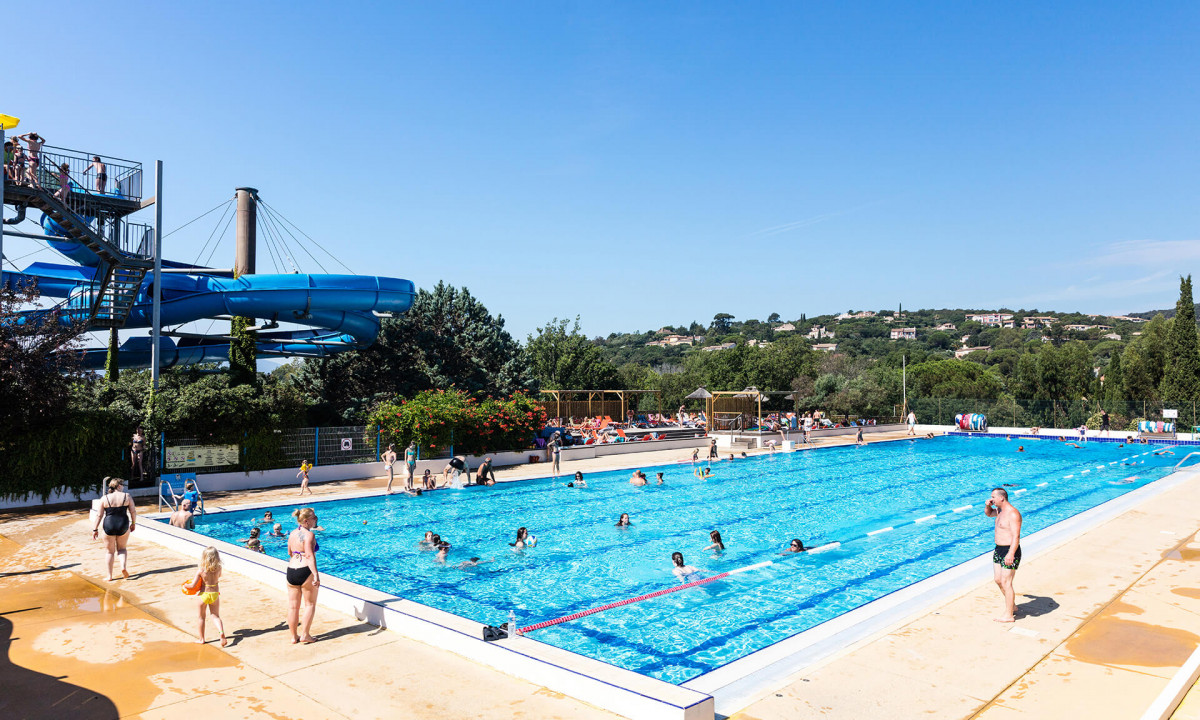 Camping-Domaine-des-Naïades-zwembad-3 Camping-Domaine-des-Naïades-zwembad-3