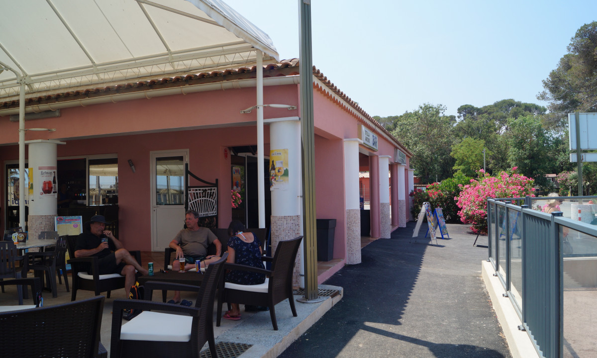 Camping-Saint-Aygulf-Plage-terras Camping-Saint-Aygulf-Plage-terras