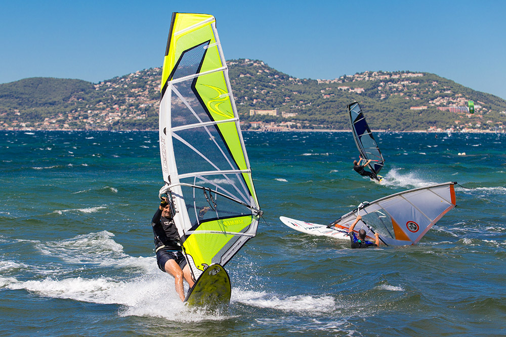 Camping-International-de-Giens-surfschool Camping-International-de-Giens-surfschool