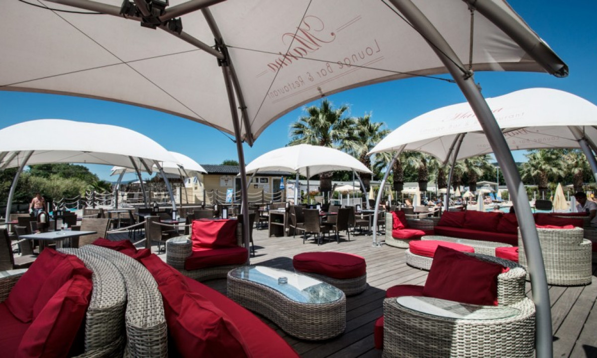 Camping-Holiday-Marina-Resort-bar Camping-Holiday-Marina-Resort-bar
