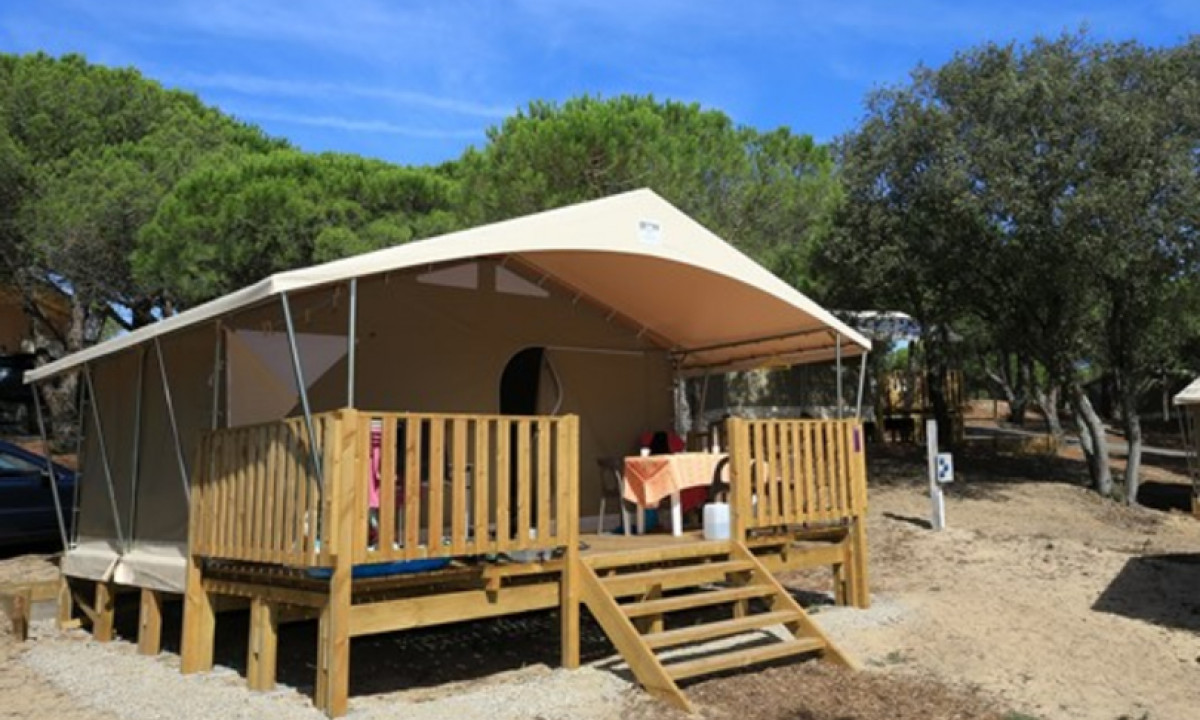 Camping-Plage-Sud-lodgetent Camping-Plage-Sud-lodgetent
