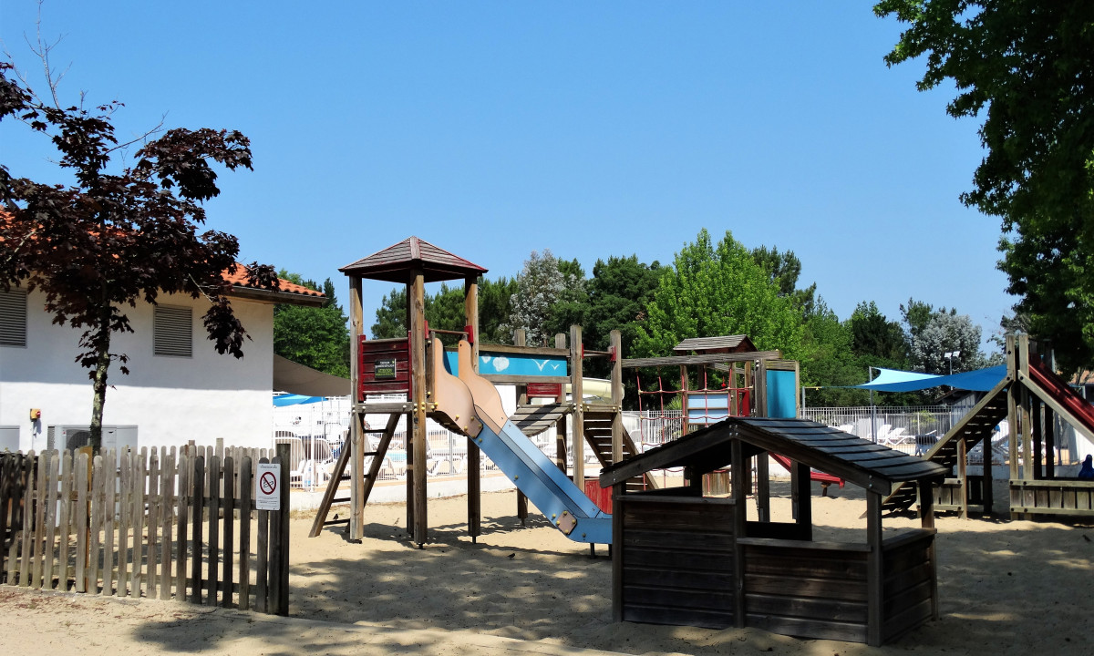 Camping-L-Airial-speeltuin Camping-L-Airial-speeltuin