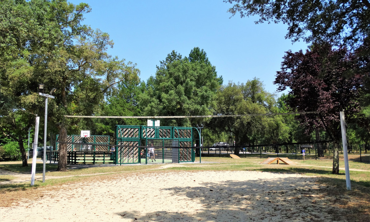 Camping-L-Airial-sportveld Camping-L-Airial-sportveld