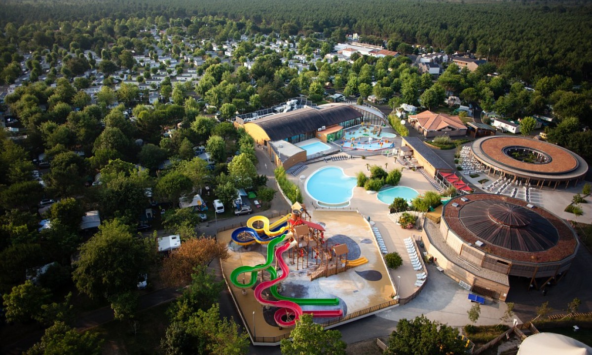 Camping-Resort-Spa-La-Rive-overzicht Camping-Resort-Spa-La-Rive-overzicht