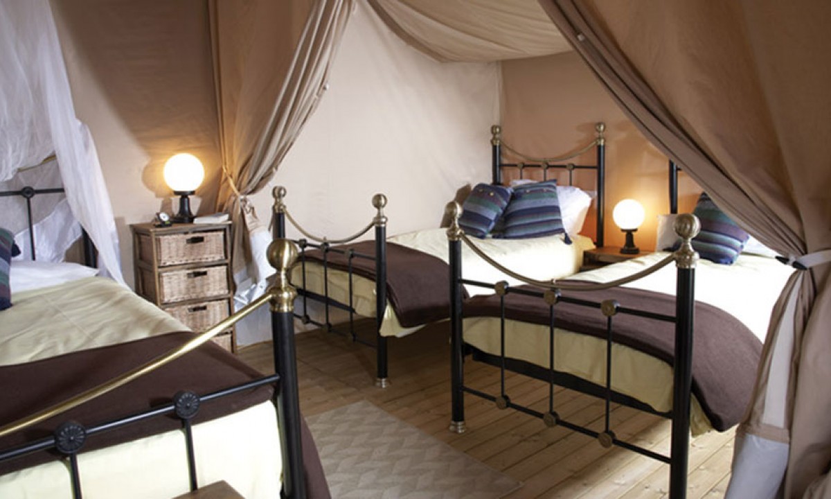 Camping-Resort-Spa-La-Rive-safaritent Camping-Resort-Spa-La-Rive-safaritent