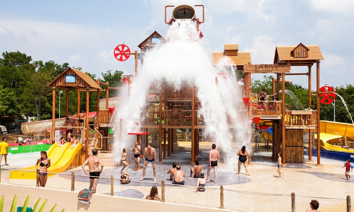 Camping-Resort-Spa-La-Rive-speeltoestellen Camping-Resort-Spa-La-Rive-speeltoestellen