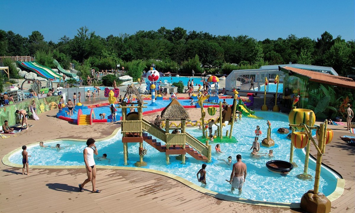 Camping-Resort-Spa-La-Rive-waterspeeltuin Camping-Resort-Spa-La-Rive-waterspeeltuin