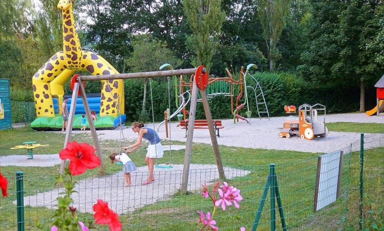 Camping Le Giessen speeltuin 768x461