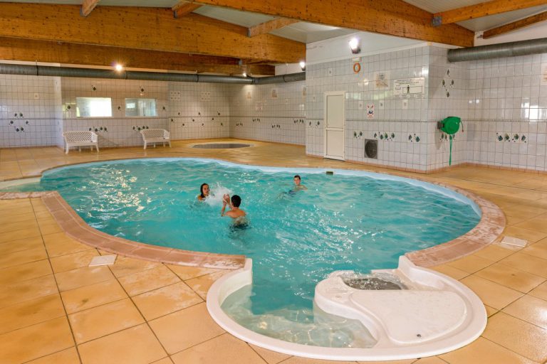 Camping Le Ried binnenbad 768x512