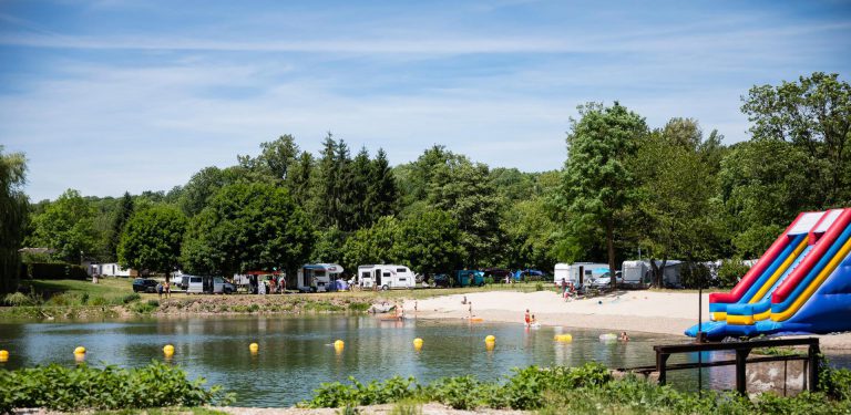 Camping Les Castors Burnhaupt le Haut zwemmeer 768x375