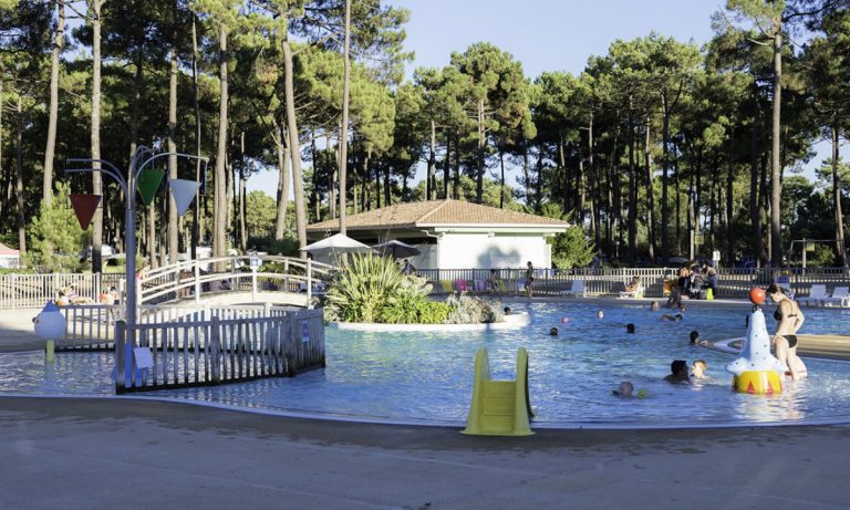 Camping Médoc Plage peuterbad 768x461