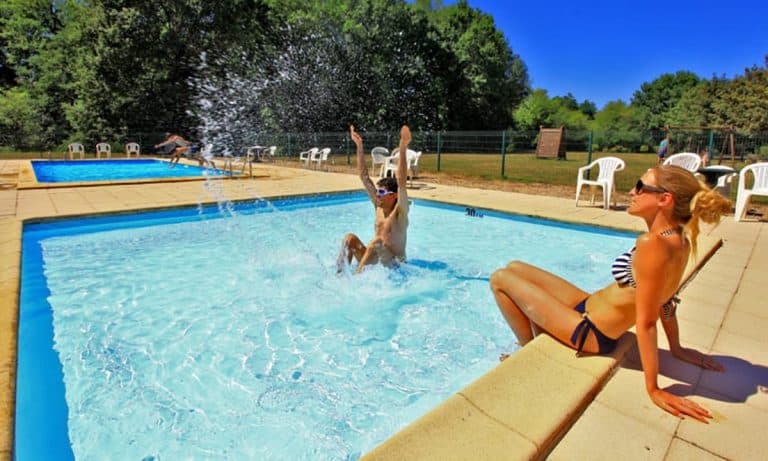 Camping Le Pontet Saint Astier peuterbad 768x461