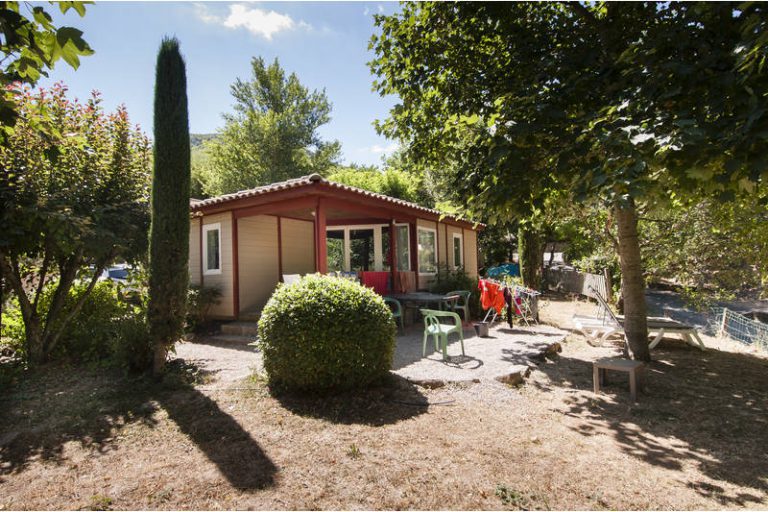 Camping Val de Cantobre chatels 768x512