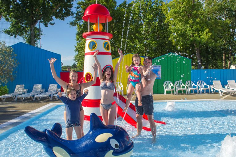 Camping Domaine d Oléron kinderbad 768x511