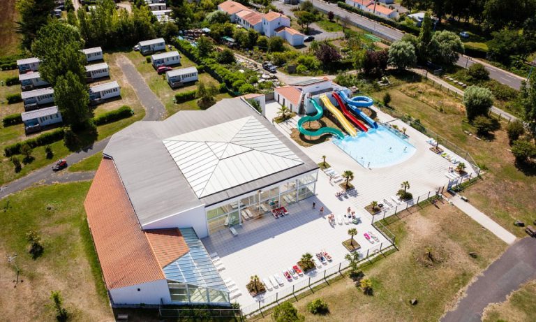 Camping Les Amiaux zwembad 768x461