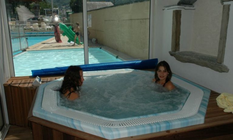 Camping Airotel Pyrénées wellness 768x461