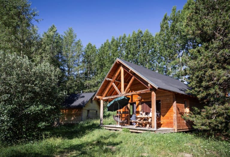 Camping Huttopia Font Romeu chalets 768x527