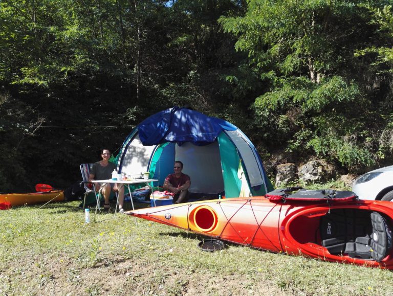 Camping La Bageasse kanovaren 768x579