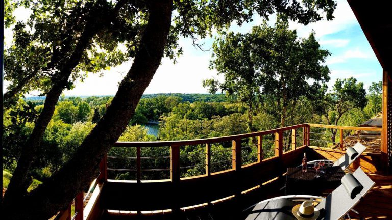 Camping La Chapoulière uitzicht vanuit chalet 768x432