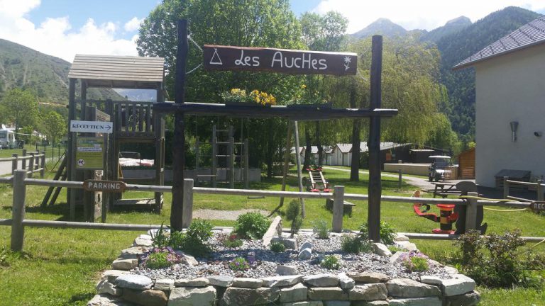 Camping Les Auches entree 768x432