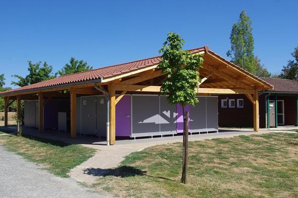 Camping Les Portes Du Beaujolais sanitair