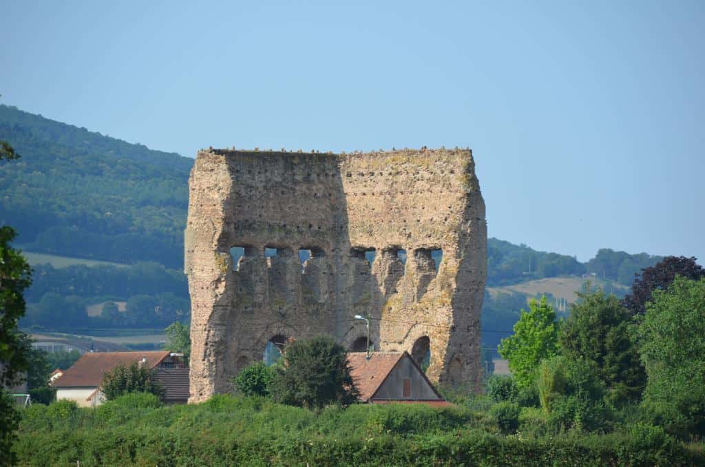 Camping de la Porte d'Arroux in Autun, Burgund-Franche-Comté, Frankreich