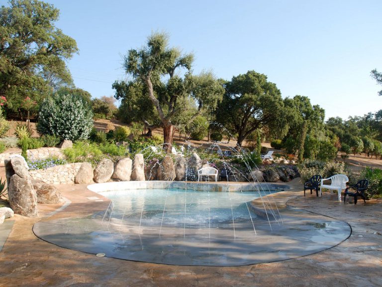 Camping La Vetta in Porto Vecchio op Corsica peuterbad 768x576