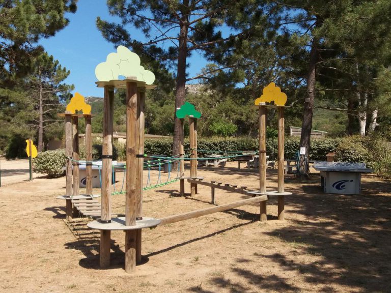 Camping Les Jardins du Golfe in Porto Vecchio op Corsica speeltuin 768x576