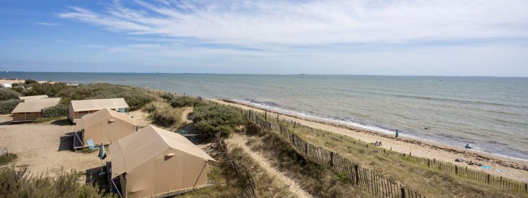 Camping Huttopia Côte Sauvage safaritent huren 768x288