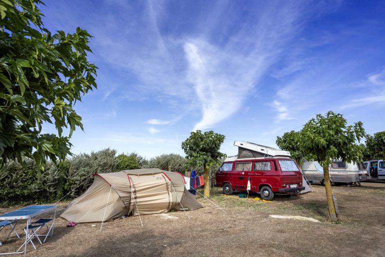 Camping Huttopia Côte Sauvage staanplaats 768x512