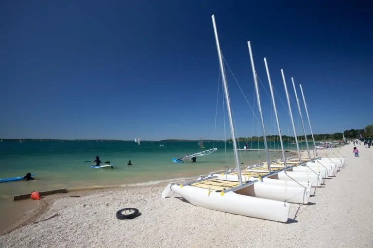 Camping Lac d Orient 768x512