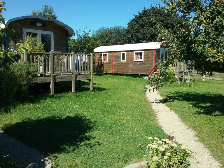 Camping De La Ferme De Croas men Pipowagen huren 768x576