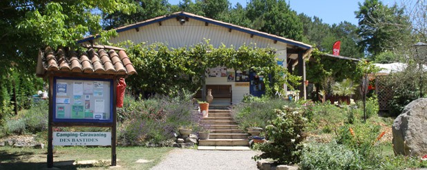 Camping Des Bastides entree