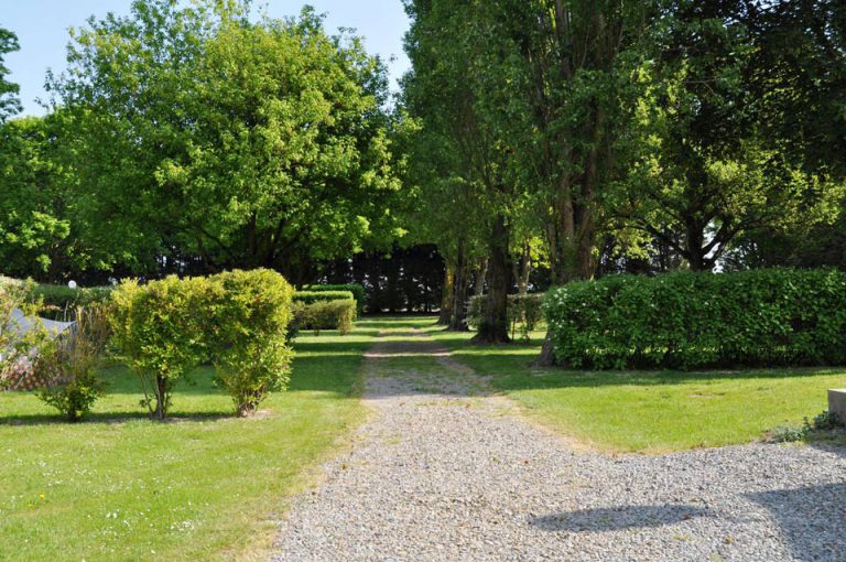 Camping Les Couesnons staanplaats 768x510
