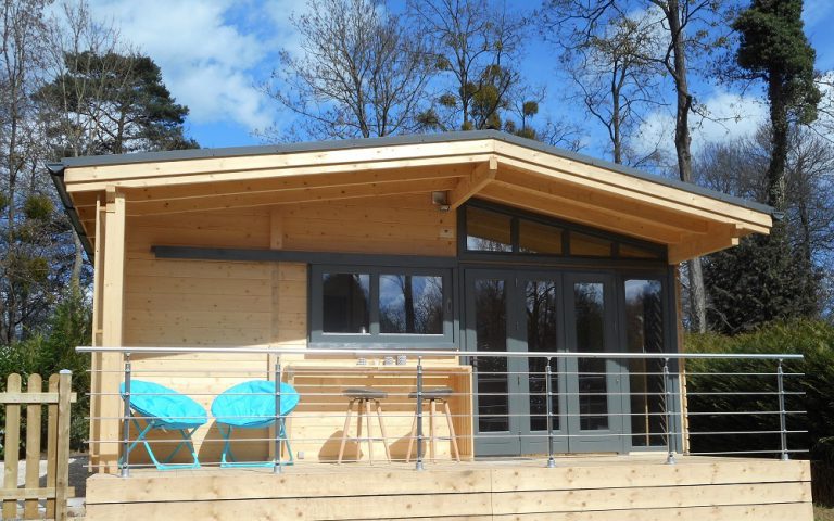 Naturistencamping Héliomonde chalet huren 768x480