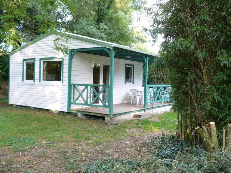 Camping La Venise Du Bocage chalet huren 768x576