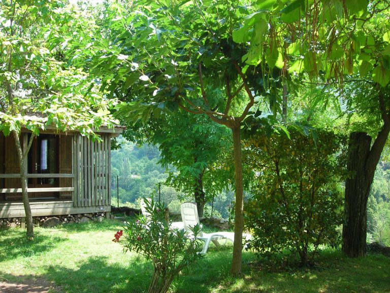 Camping Les Lavandes Ardeche chalet 768x576