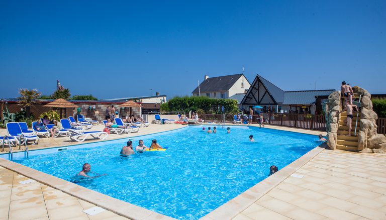 Camping Le Cormoran zwembad 768x438