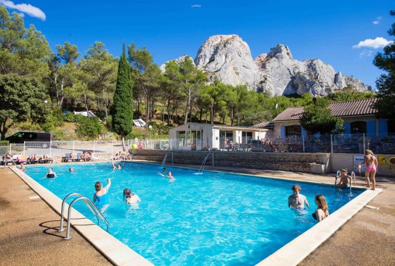 Frankrijk Orgon Camping La Vallee Heureuse 768x518