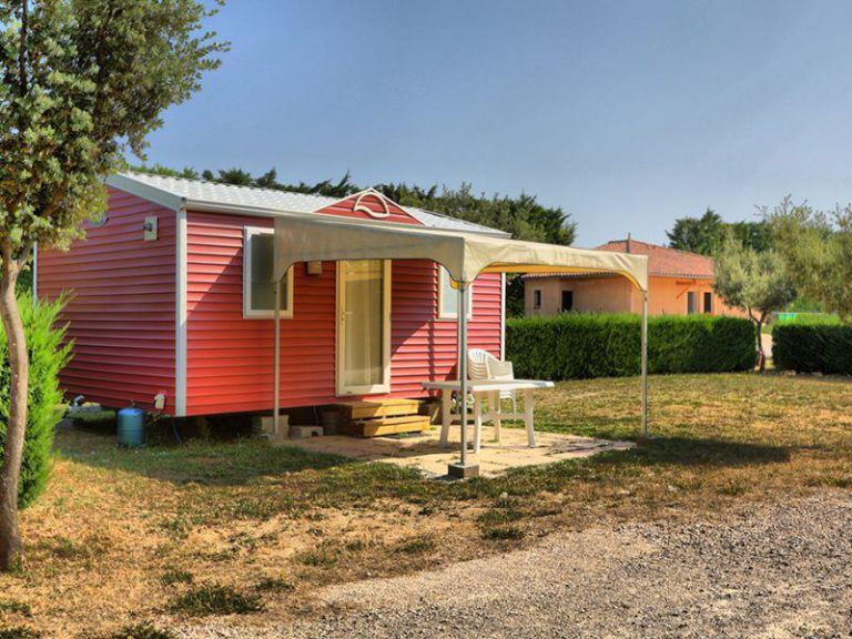 Frankrijk Violes Camping Des Favards ExtraLarge 5 768x576