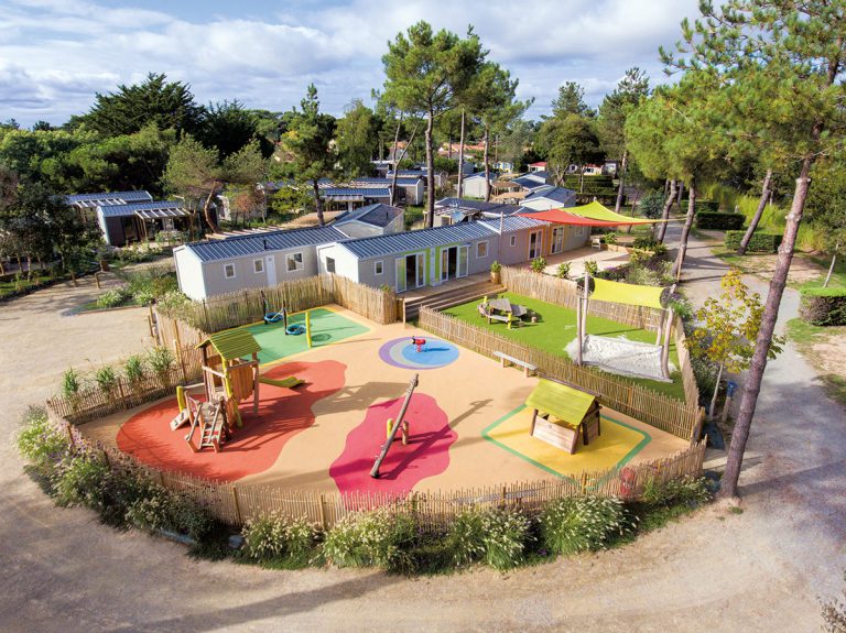 000009719441 768x575